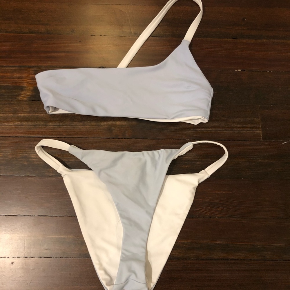 Reversible one shoulder bikini!!